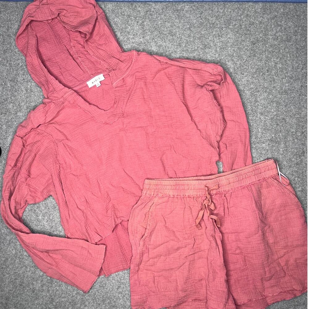 MABLE Two-Piece Set Rose Lightweight Gauze Shorts Long Sleeve Hoodie Medium New